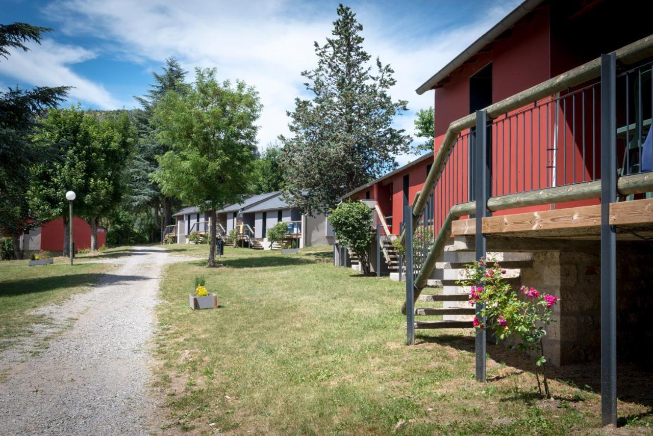 Domaine Aigoual Cevennes Hotel Meyrueis Exterior photo