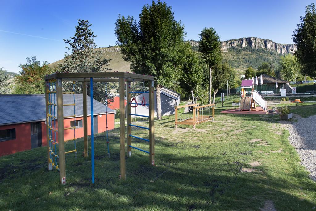 Domaine Aigoual Cevennes Hotel Meyrueis Exterior photo