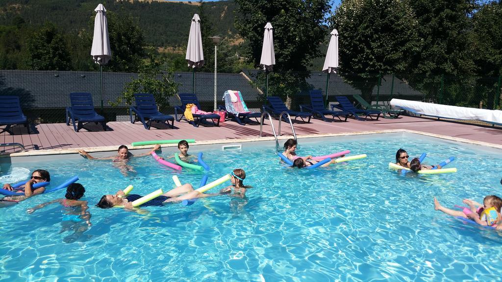 Domaine Aigoual Cevennes Hotel Meyrueis Exterior photo