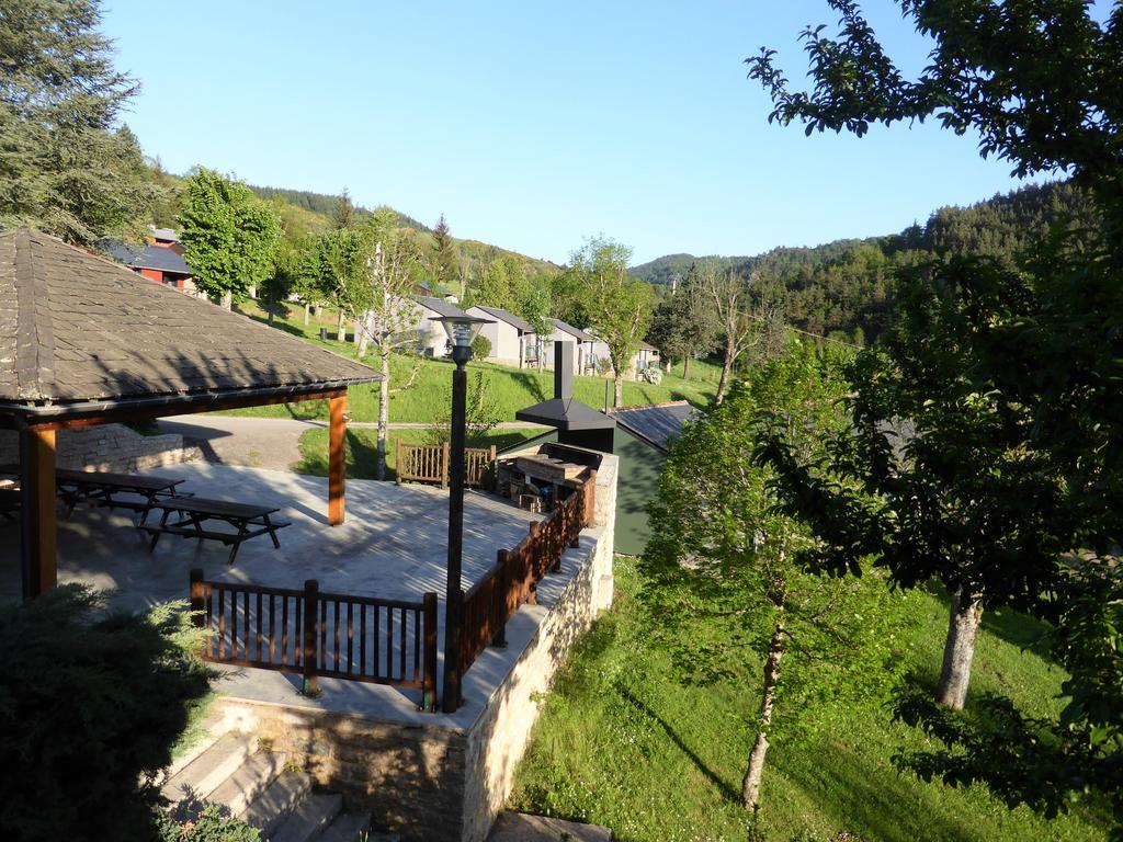 Domaine Aigoual Cevennes Hotel Meyrueis Exterior photo