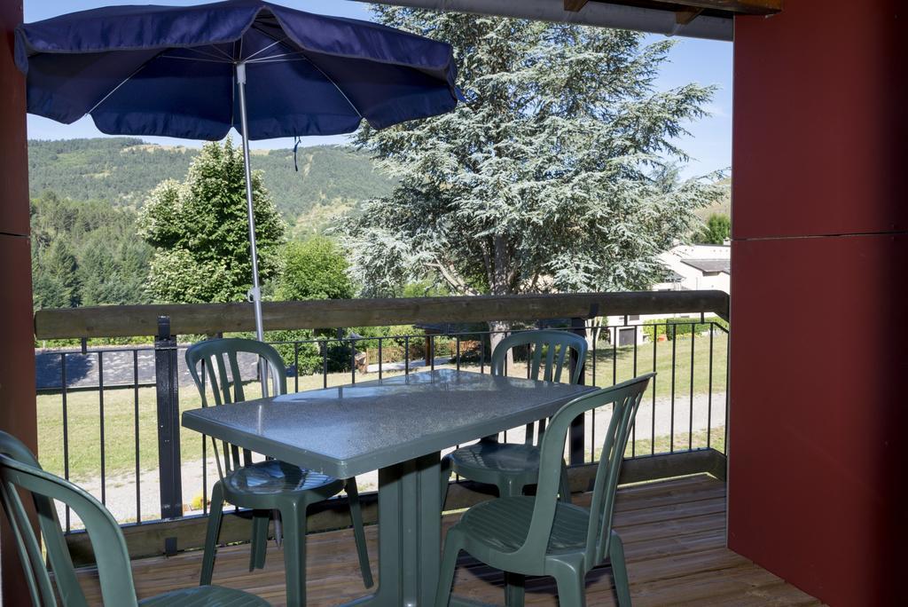 Domaine Aigoual Cevennes Hotel Meyrueis Exterior photo